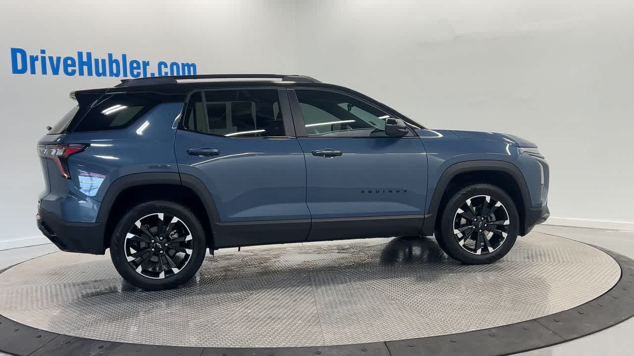 2025 Chevrolet Equinox RS photo 3