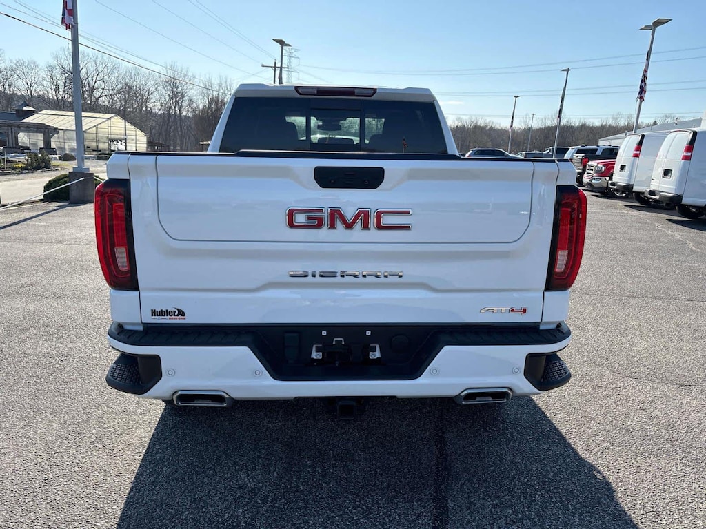 Used 2024 GMC Sierra 1500 AT4 4WD Crew Cab 147 Truck Crew Cab