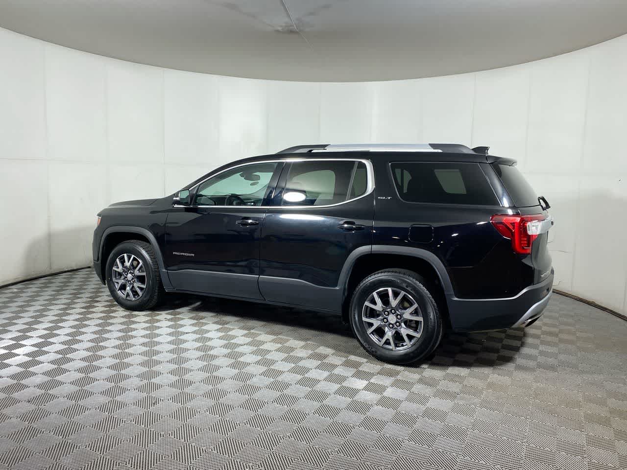 2023 Gmc Acadia SLT photo 3