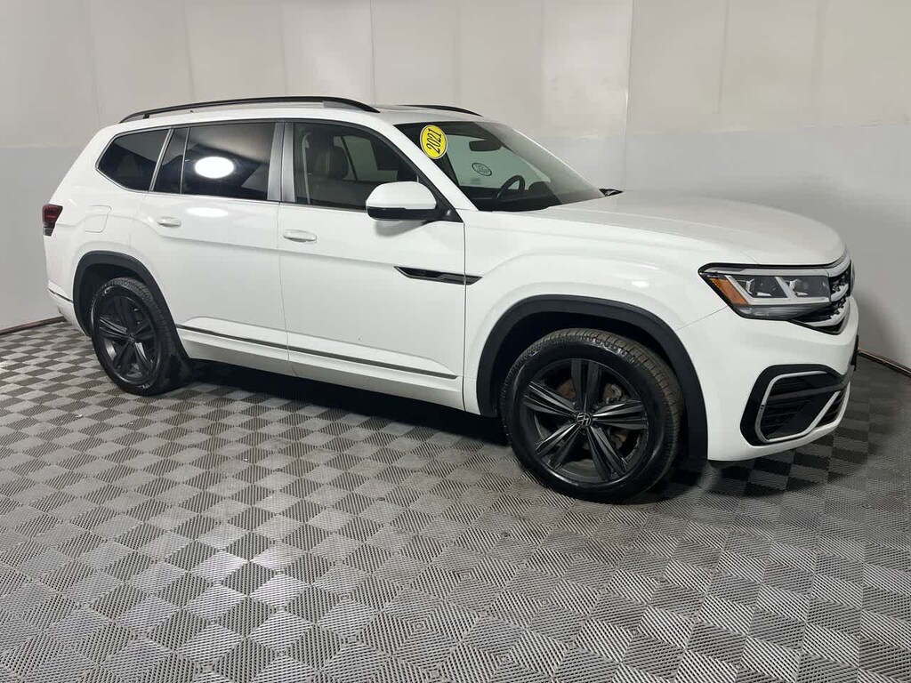Used 2021 Volkswagen Atlas 3.6L V6 SE w/Technology R-Line SUV