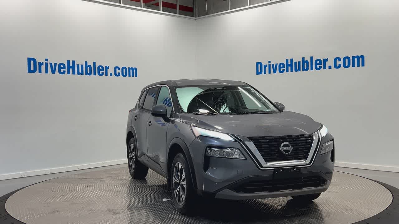 2023 Nissan Rogue SV photo 2
