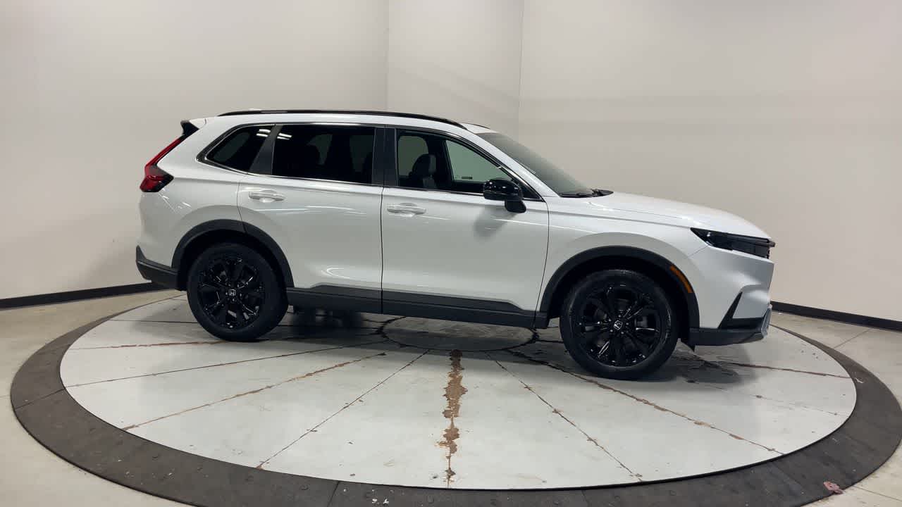 2023 Honda CR-V Hybrid Sport Touring photo 4