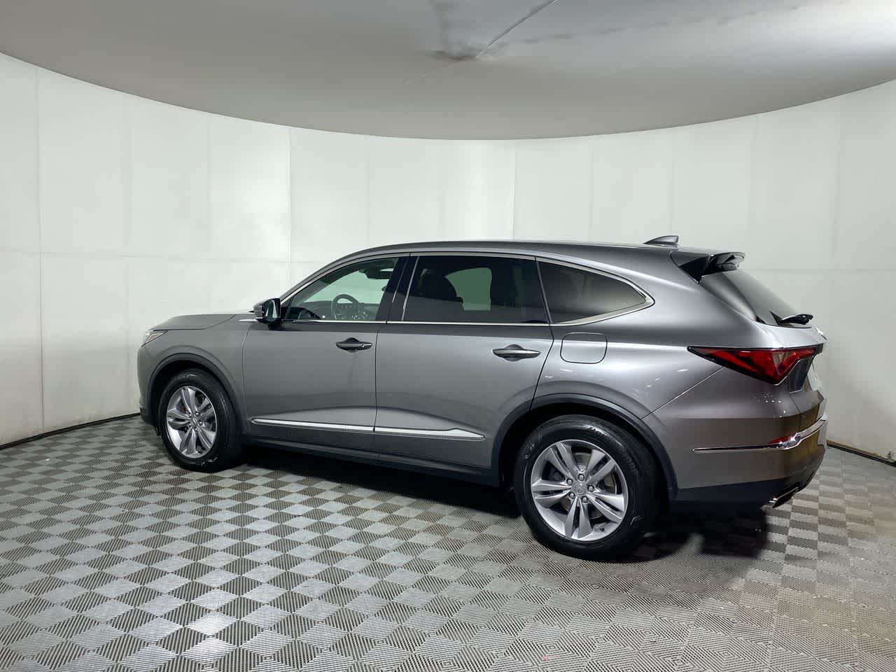 2023 Acura MDX photo 2