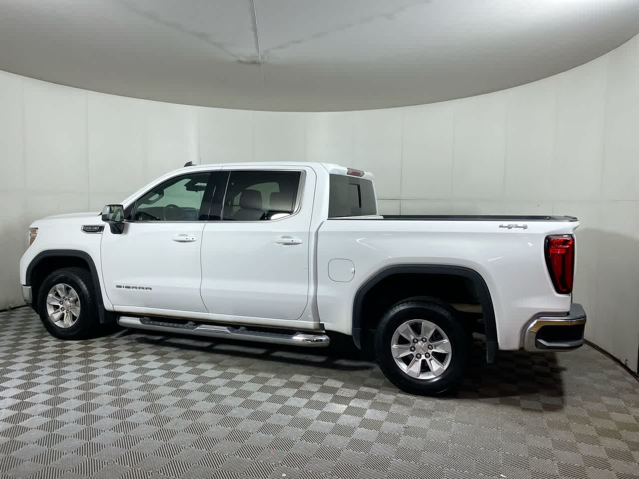 2019 Gmc Sierra 1500 SLE photo 4