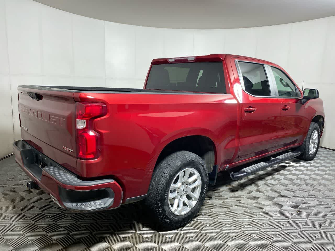 2023 Chevrolet Silverado 1500 RST photo 2