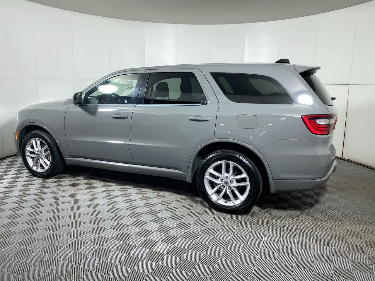 2023 Dodge Durango GT photo 3