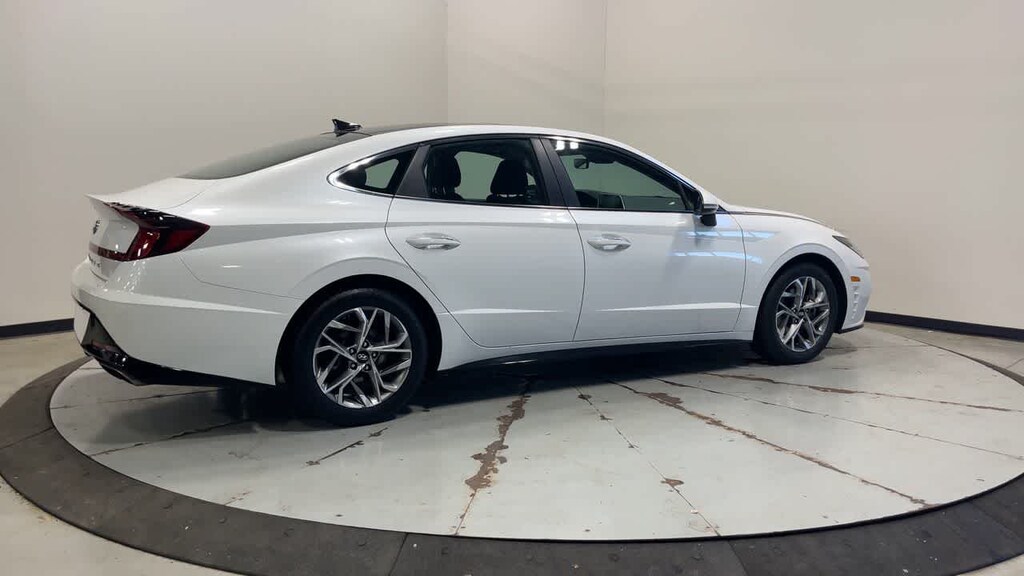 Used 2022 Hyundai Sonata SEL Sedan