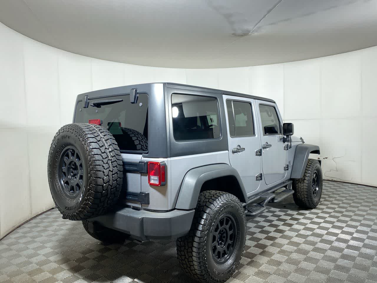 2015 Jeep Wrangler Unlimited Sport photo 2
