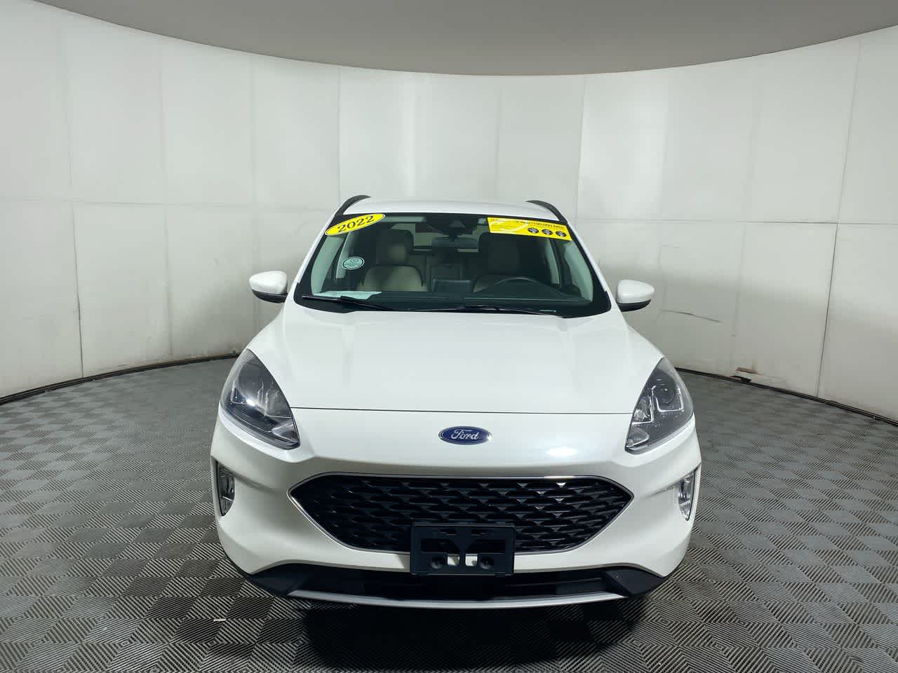 2022 Ford Escape SEL photo 3