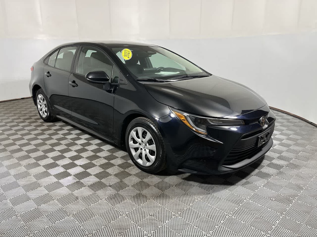 Used 2023 Toyota Corolla LE Sedan