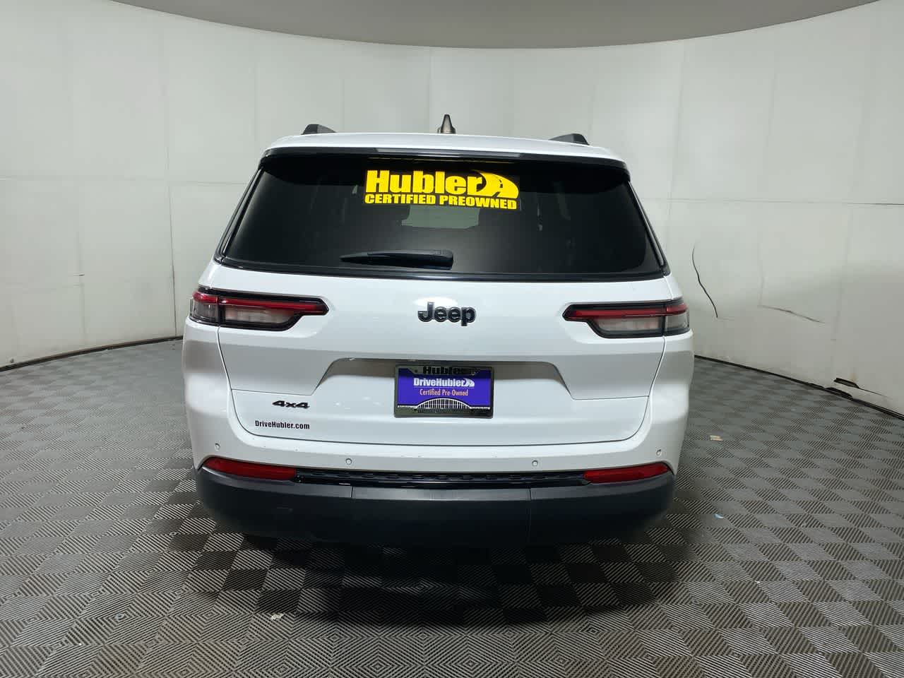 2023 Jeep Grand Cherokee Altitude photo 3
