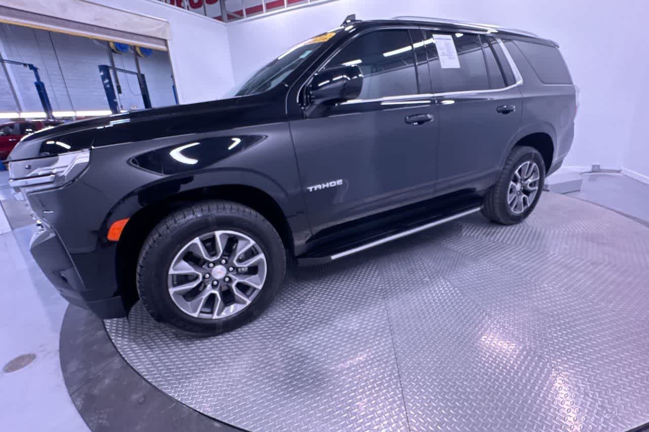 2023 Chevrolet Tahoe LT photo 4