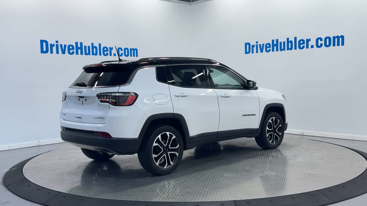 2022 Jeep Compass Limited photo 3