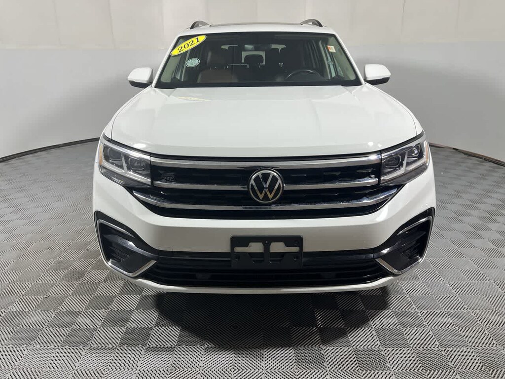 Used 2021 Volkswagen Atlas 3.6L V6 SE w/Technology R-Line SUV