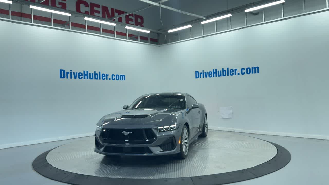 2025 Ford Mustang GT Premium photo 4