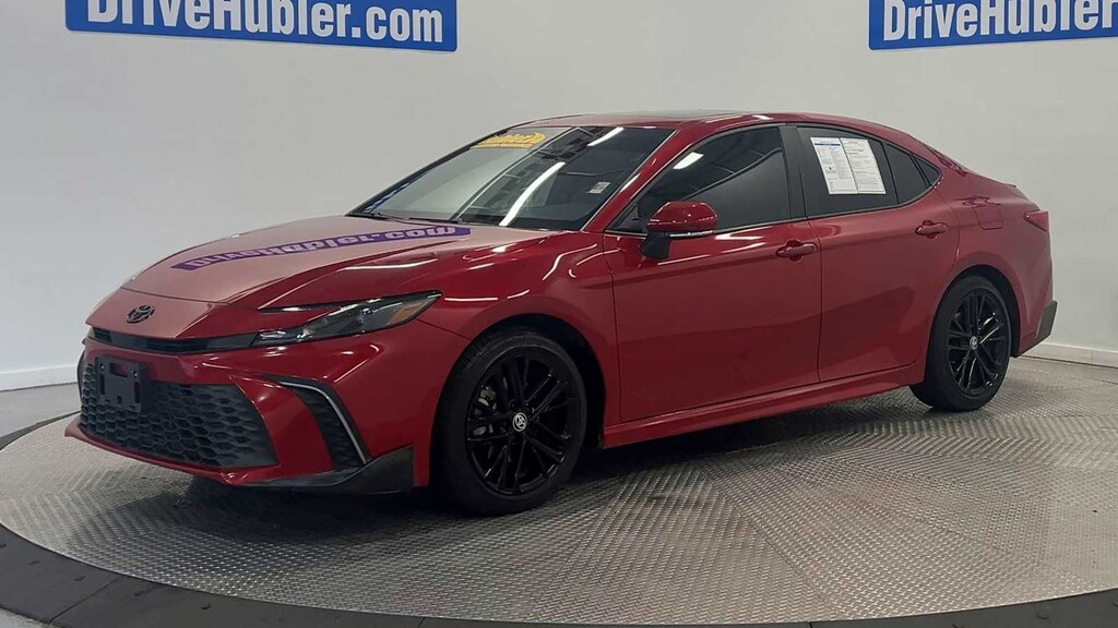 Used 2025 Toyota Camry SE Sedan