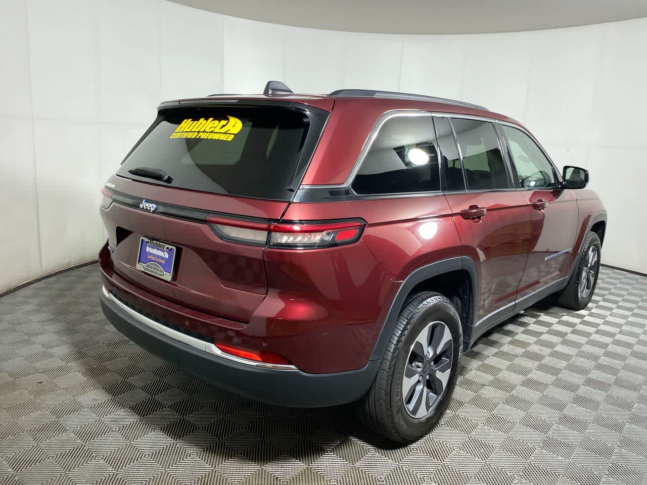 2023 Jeep Cherokee 4xe photo 2