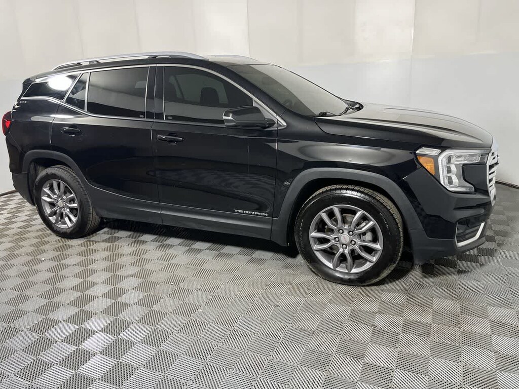 Used 2022 GMC Terrain SLT SUV