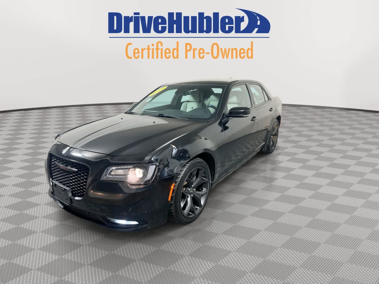 2021 Chrysler 300 photo 4