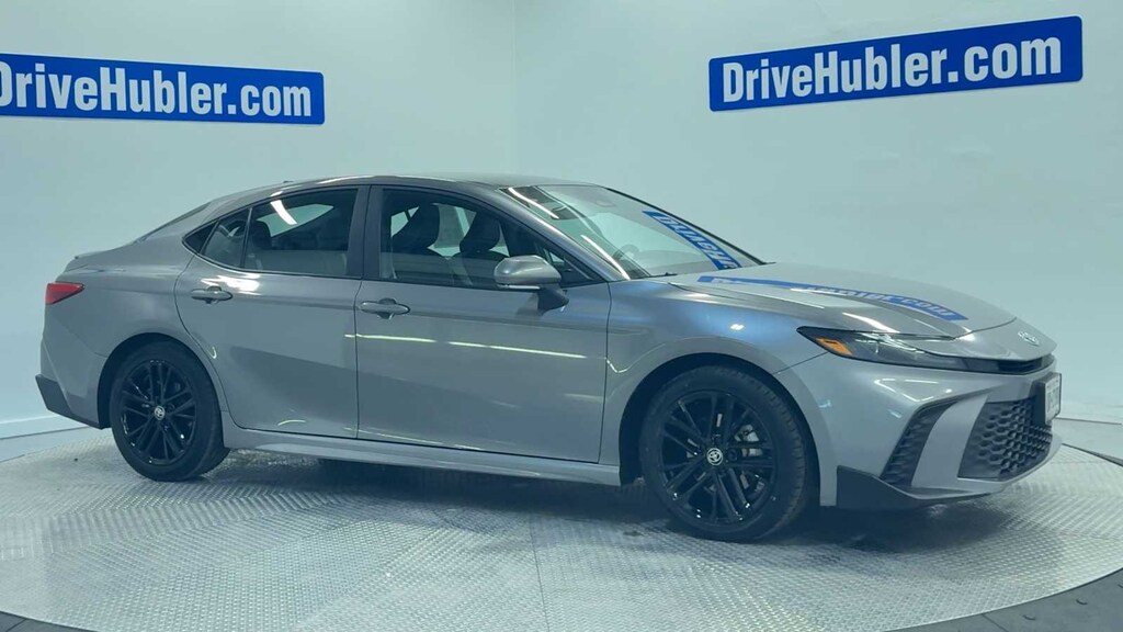 Used 2025 Toyota Camry SE Sedan