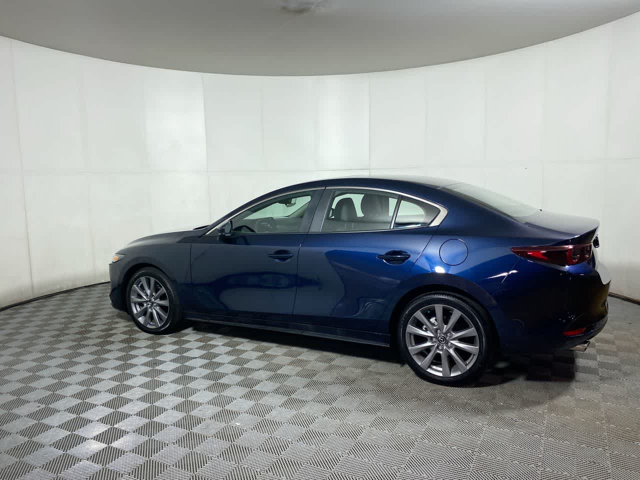 2025 Mazda Mazda3 2.5 s Preferred photo 4