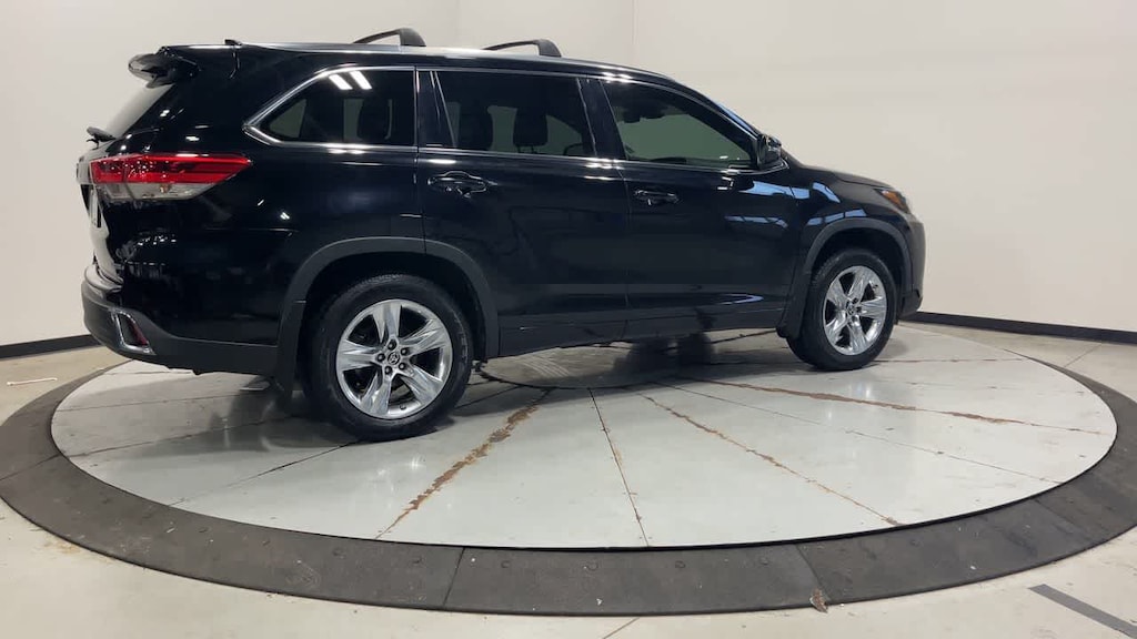 Used 2019 Toyota Highlander Limited SUV