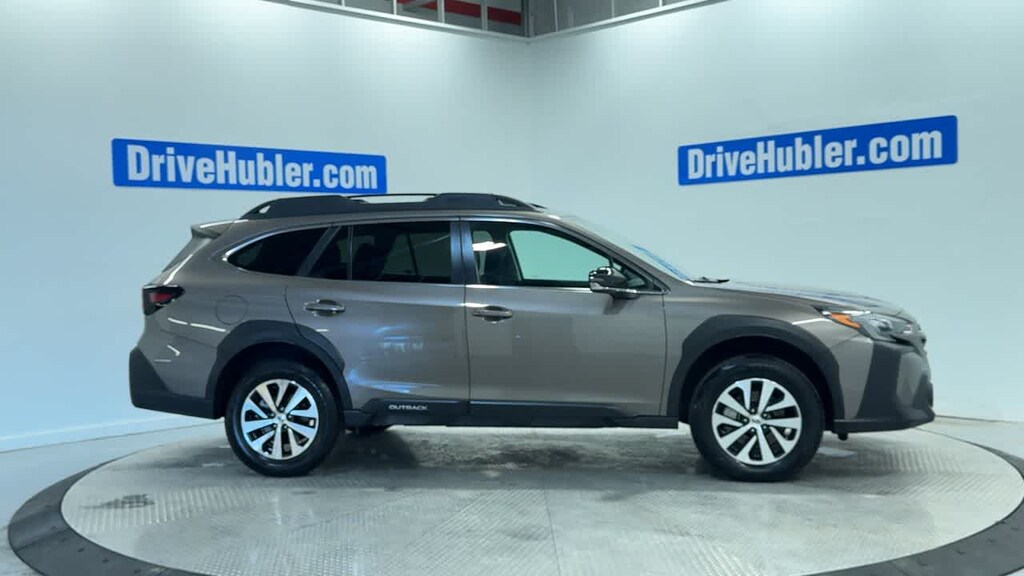 Used 2024 Subaru Outback Premium SUV