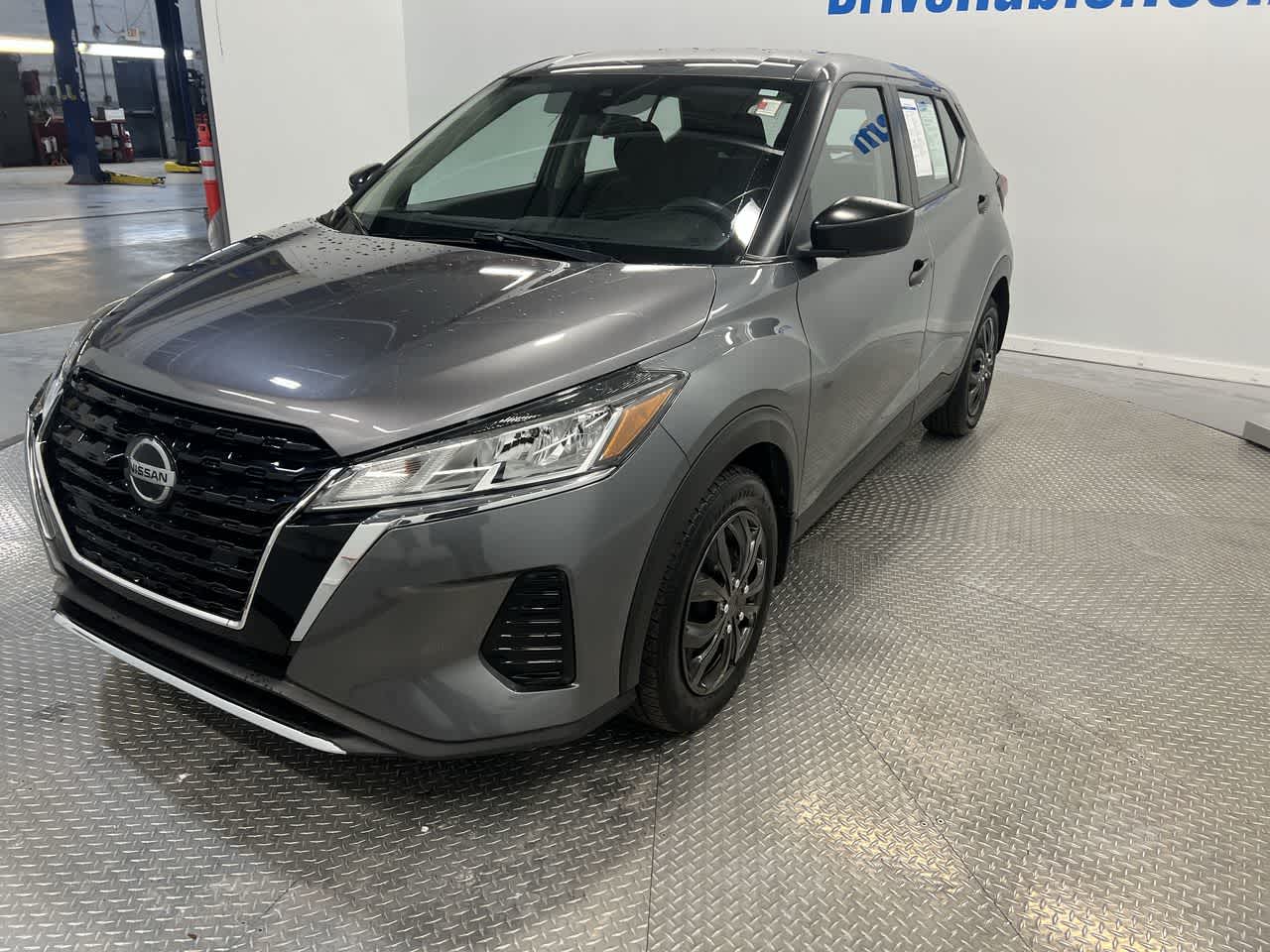 2021 Nissan Kicks S photo 3