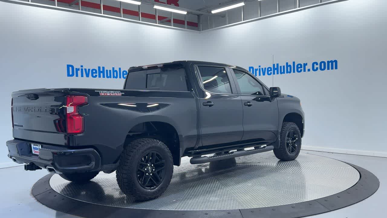 2024 Chevrolet Silverado 1500 LT Trail Boss photo 3