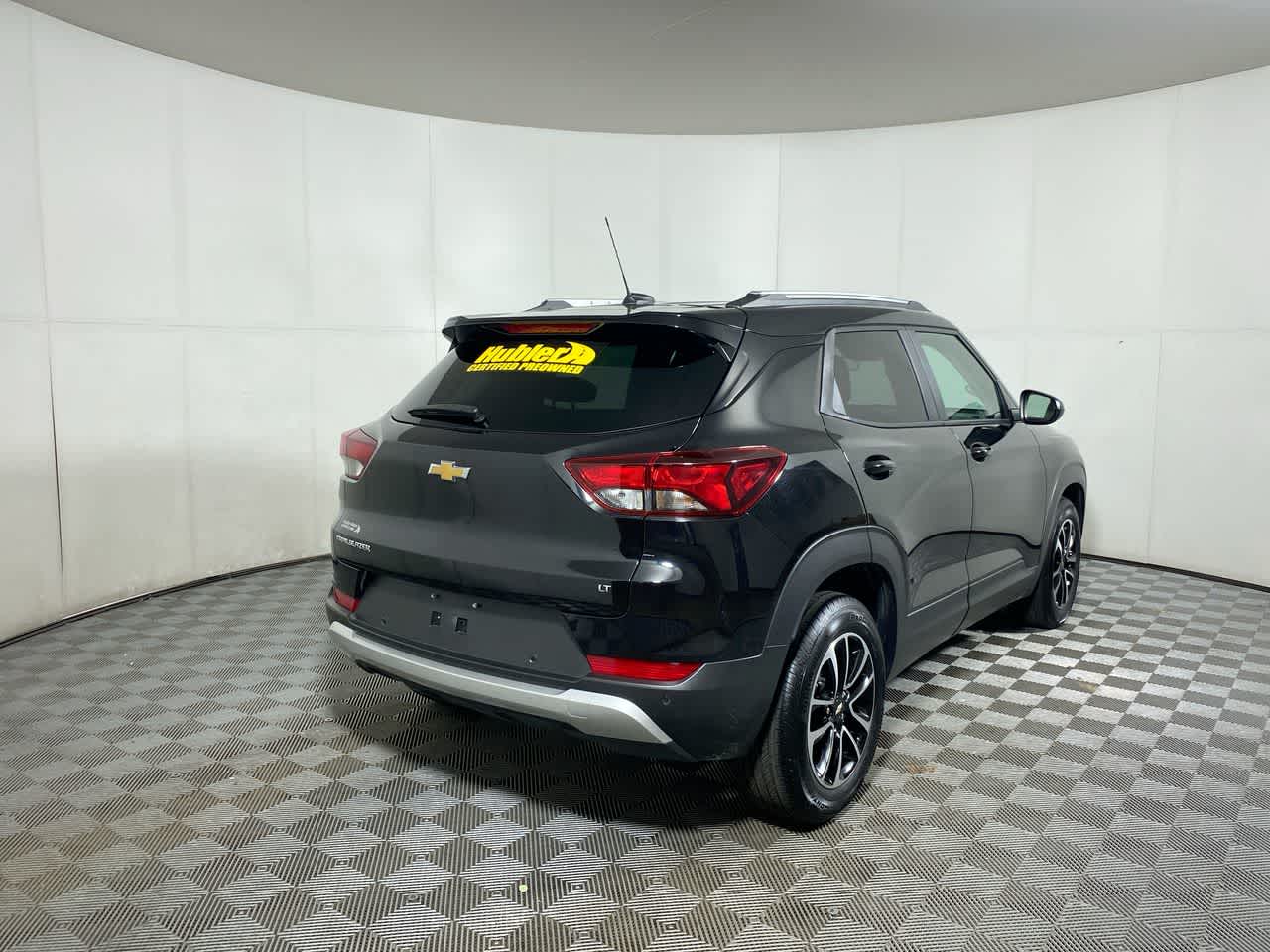 2025 Chevrolet Trailblazer LT photo 2
