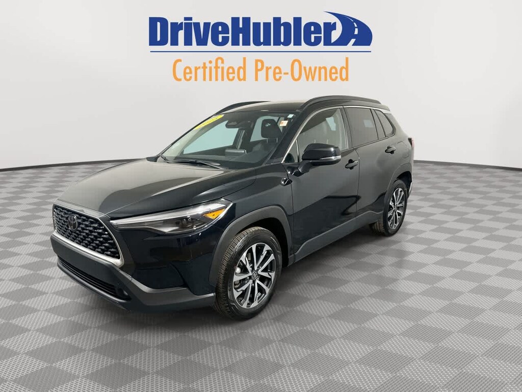 Used 2025 Toyota Corolla Cross XLE SUV