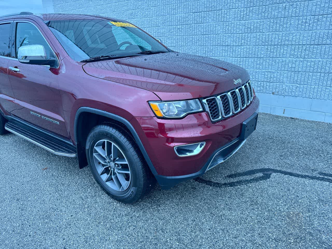 2017 Jeep Grand Cherokee Limited photo 2
