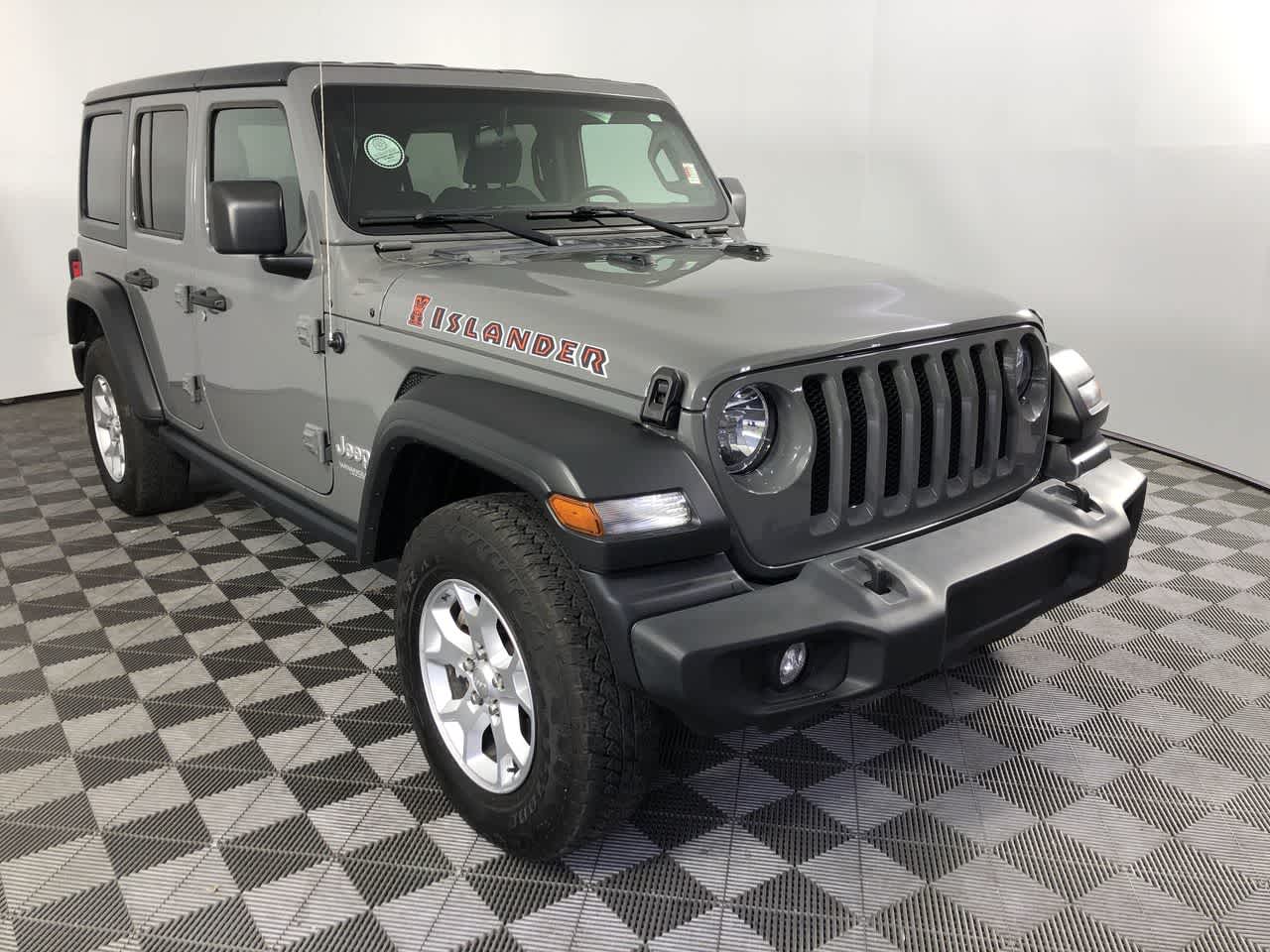 2021 Jeep Wrangler Unlimited Islander photo 2