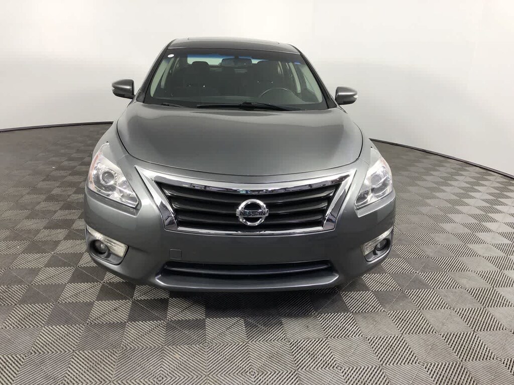 Used 2014 Nissan Altima 2.5 SV Sedan