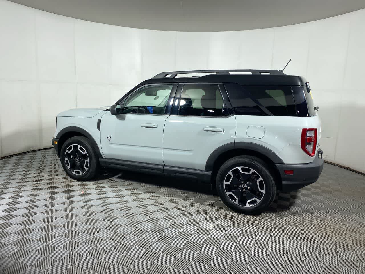 2022 Ford Bronco Sport Outer Banks photo 4