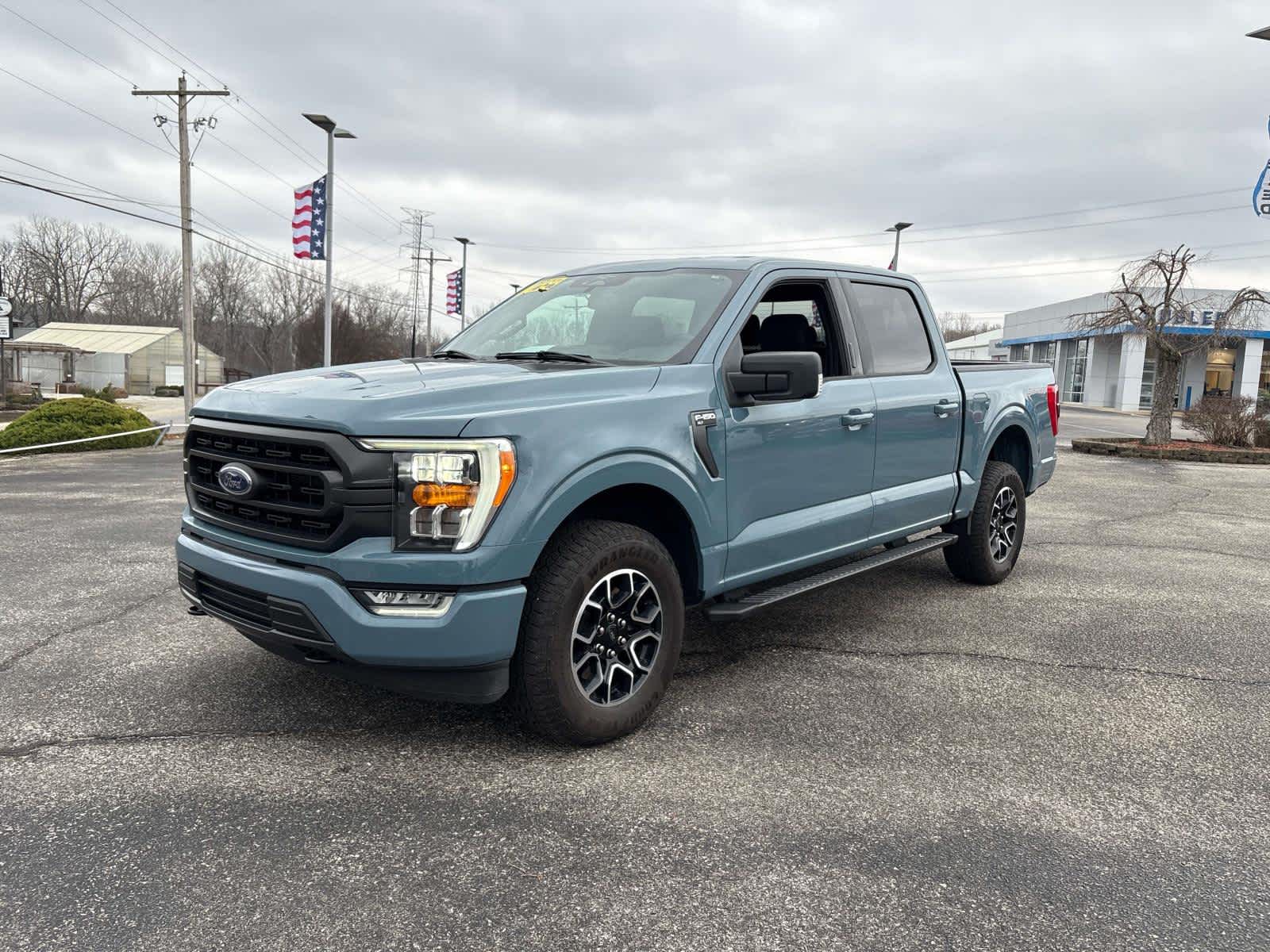 2023 Ford F-150 XLT's photo