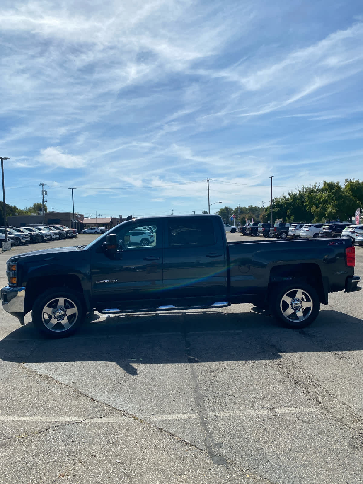 2018 Chevrolet Silverado 2500HD LT photo 2