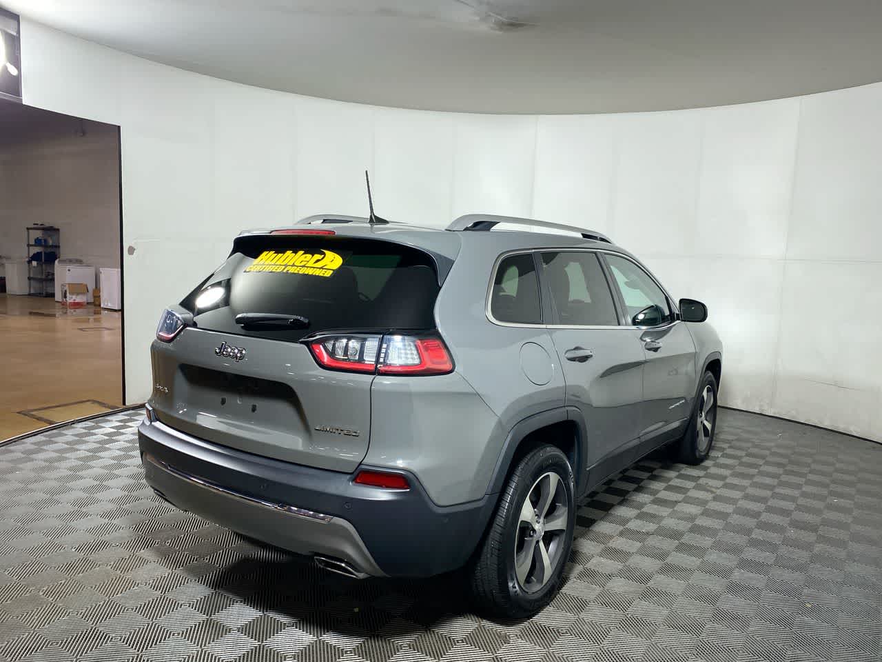 2021 Jeep Cherokee Limited photo 2