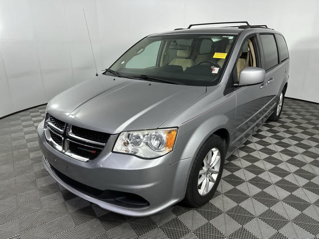 Used 2016 Dodge Grand Caravan SXT Van