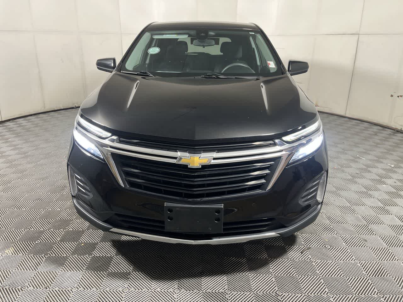 2022 Chevrolet Equinox LT photo 3