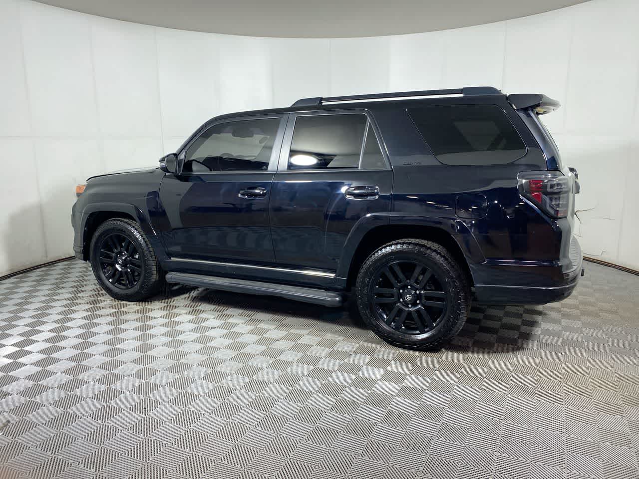 2021 Toyota 4Runner Nightshade Edition photo 4