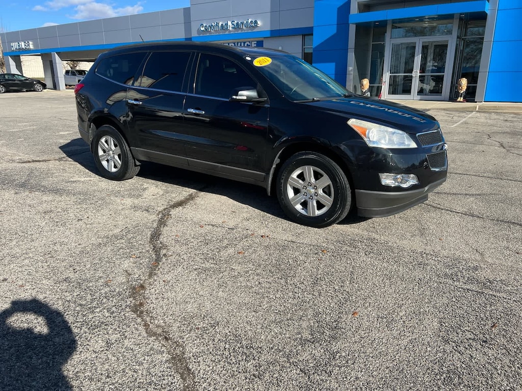 Used 2011 Chevrolet Traverse LT w/1LT SUV