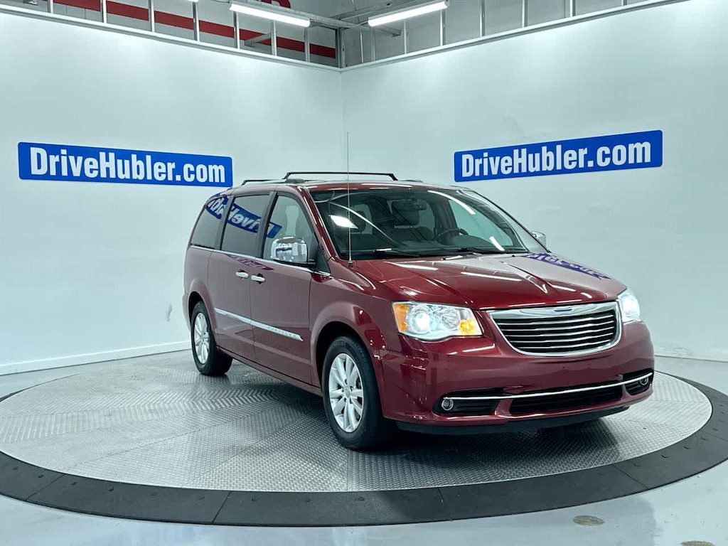 Used 2015 Chrysler Town & Country Limited Platinum Van