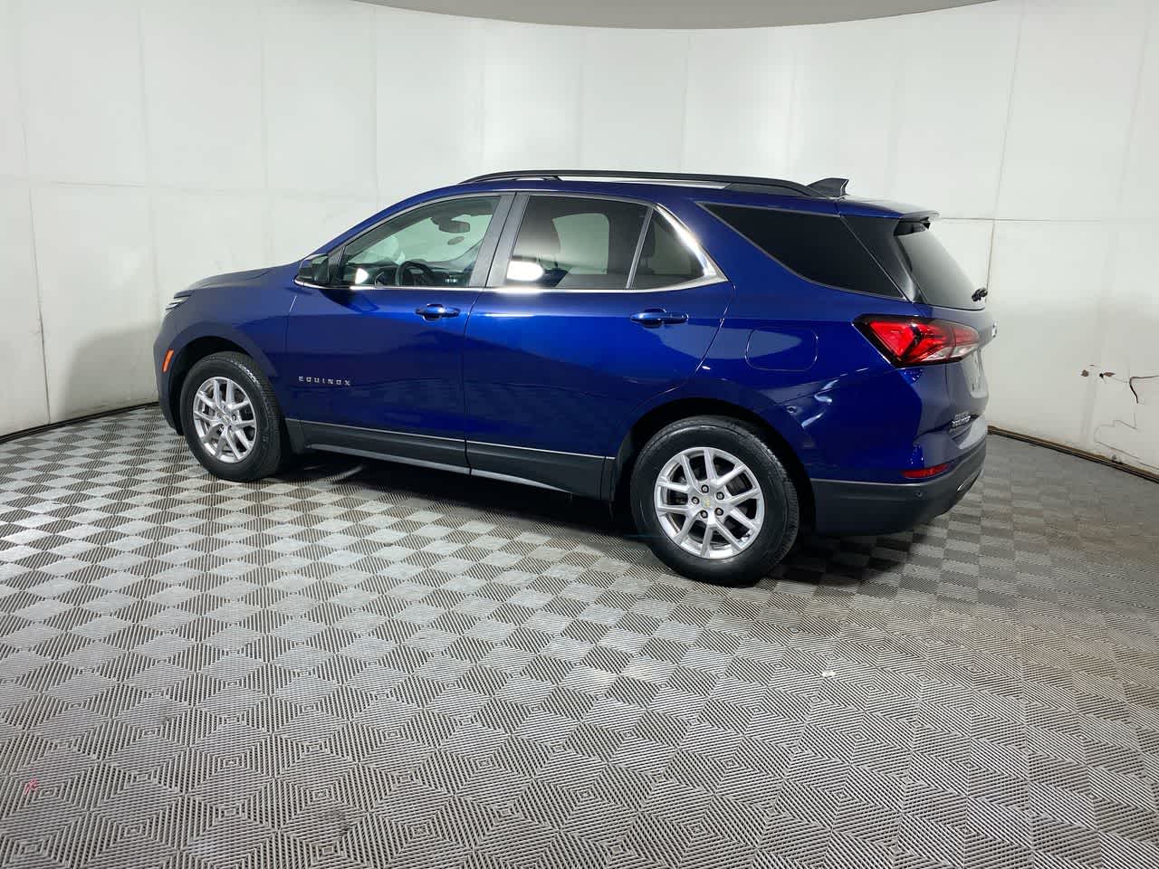 2022 Chevrolet Equinox LT photo 4