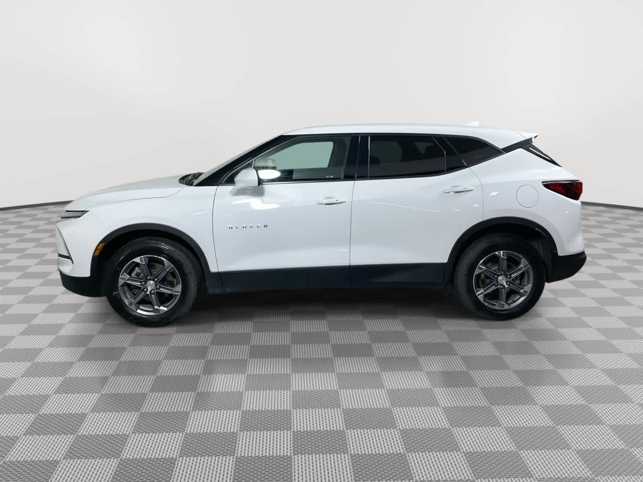 2023 Chevrolet Blazer 2LT photo 4