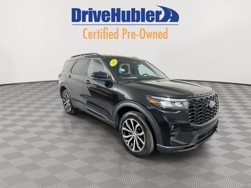 Used 2025 Ford Explorer ST-Line SUV