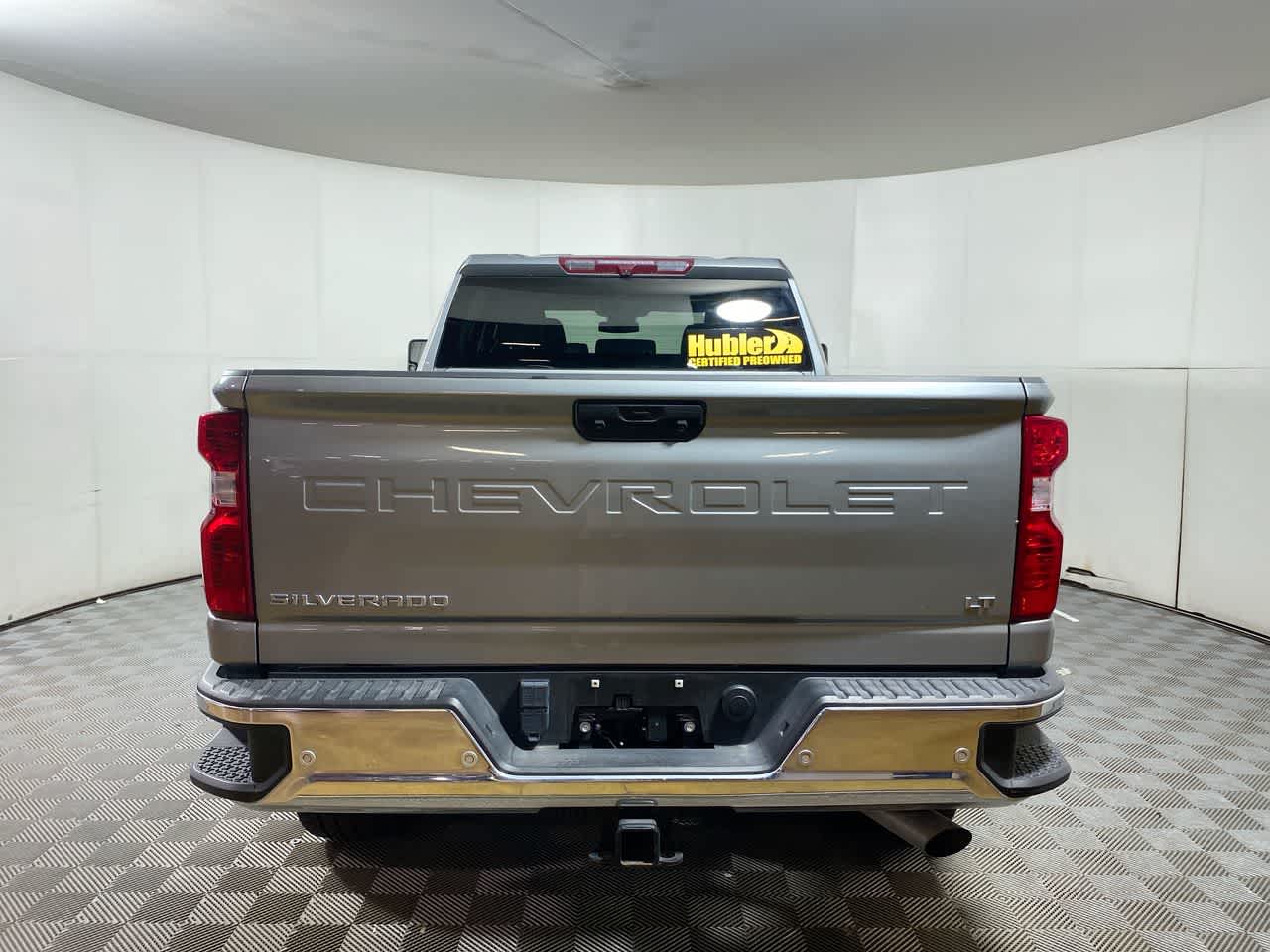 2024 Chevrolet Silverado 2500HD LT photo 2