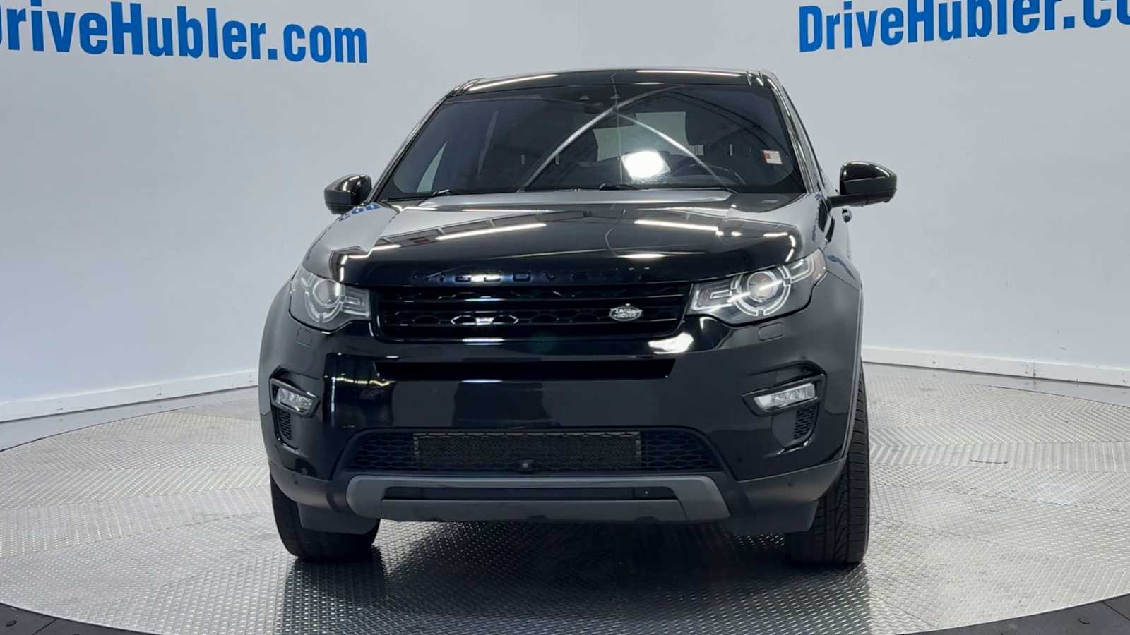 2017 Land Rover Discovery Sport HSE photo 2