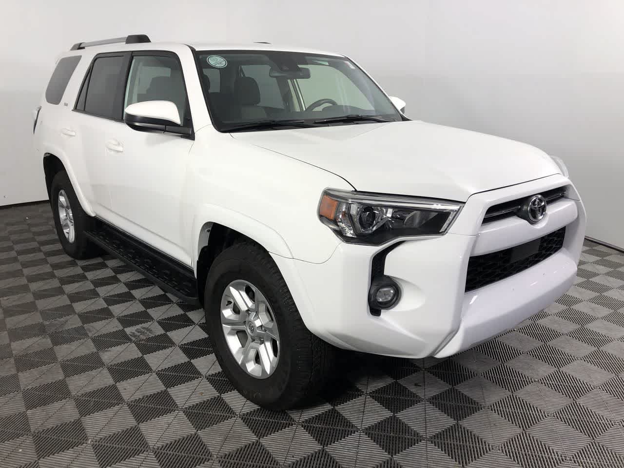 2024 Toyota 4Runner SR5 photo 2