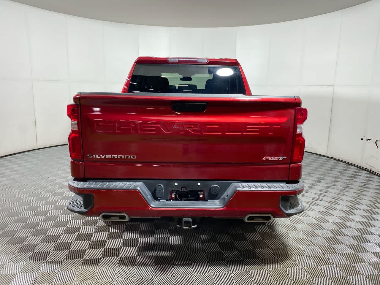 2023 Chevrolet Silverado 1500 RST photo 3